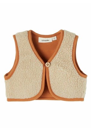 Brunlig og cremefarvet fleeceliv med knaplukning, der har et blødt, tekstureret ydre lag og en glat indvendig foring. Størrelsesmærkat inkluderet.