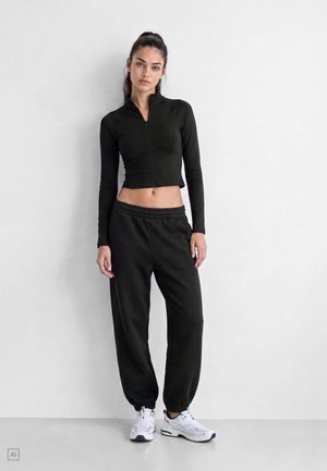 Stradivarius, BOYFRIEND JOGGER - Pantalon de survêtement - black