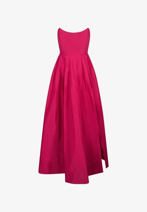 Dolga fuksijasto roza obleka brez naramnic z oprijetim zgornjim delom in široko krilom z nežnimi gubami ter stranskim razporkom.