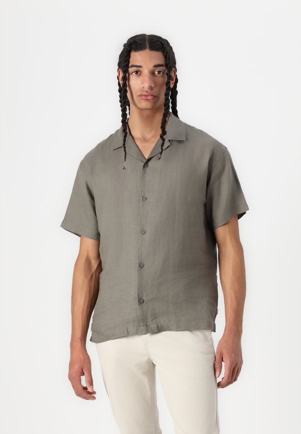 JPRCCLAWRENCE RESORT SHIRT - Shirt - tea leaf