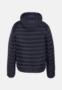 Veste matelassée bleu marine avec texture matelassée horizontale, capuche et poignets élastiques. Fabriquée en matériau léger et résistant à l'eau.