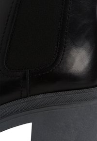 Tamaris Bottines à plateau - black grey