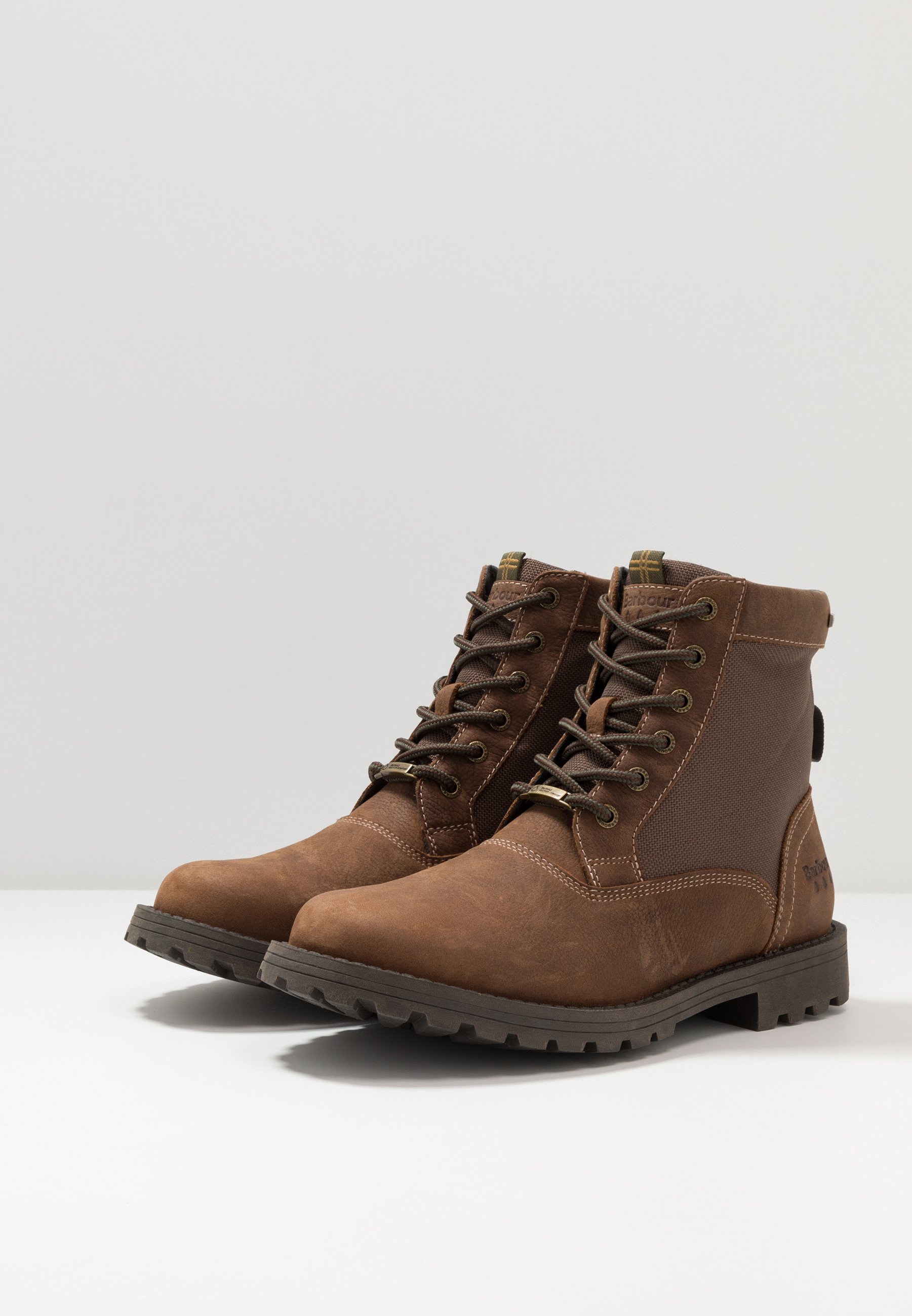 barbour cheviot boots