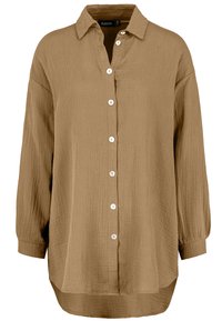 Braune, langärmlige Button-Up-Bluse aus strukturiertem Stoff. Verfügt über einen Kragen, eine teilweise Knopfleiste und einen längeren Rückensaum.