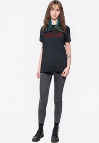 Paradiso Clothing MOTLEY CRUE DISTRESSED LOGO - Print T-shirt - black