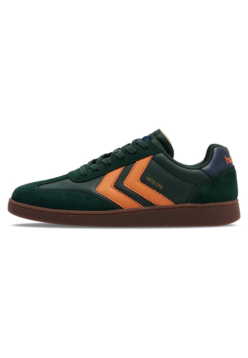 Hummel VM78 CPH ML UNISEX - Sportcipő - jungle green/burnt orange