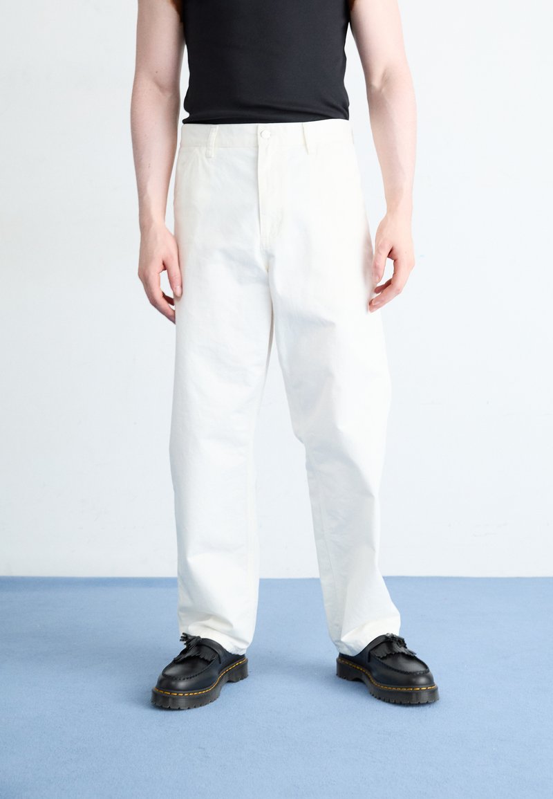 Carhartt WIP - SINGLE KNEE PANT - Traperice opuštenog kroja - off-white rinsed, Povećaj