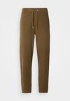 LEVETE - Joggebukse - open green