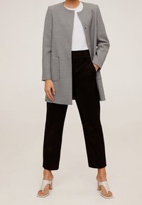 Mango Abrigo corto - off-white
