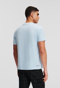 KARL LAGERFELD KAMEO LOGO - Jednoduché tričko - cashmere blue