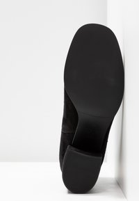 Kennel + Schmenger Botines bajos - black