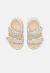 Crocs CROCBAND CRUISER UNISEX - Badesandaler - stucco/atmosphere