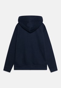 Marineblauwe hoodie met een gladde textuur, lange mouwen en een ontspannen pasvorm. Heeft een eenvoudig ontwerp en geen zichtbare logo's.