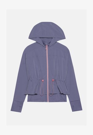 Heled pruun mantel kapuutsiga, millel on roosa tõmblukk ja reguleeritav vöökoht. Sile tekstuur ja lõdvestunud lõige, õrnate õmbluste detailidega.