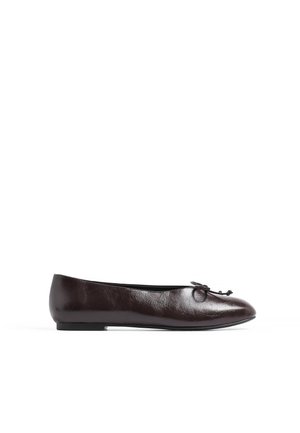 NA-KD ROUNDED - Ballet pumps - burgundy