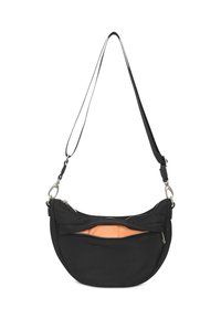 Černá nylonová taška přes rameno s křivkovým tvarem, která obsahuje stříbrné doplňky a oranžový interiér. Dva zipové oddíly pro uskladnění.