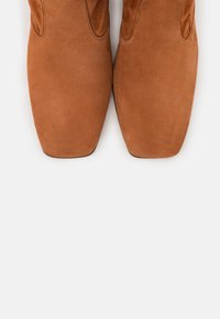 Högl Overknee laarzen - cognac