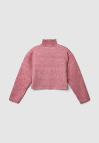 Maglione rosa cropped con colletto alto e maniche lunghe. La texture a maglia presenta un motivo a macchie discrete su tutta la superficie.