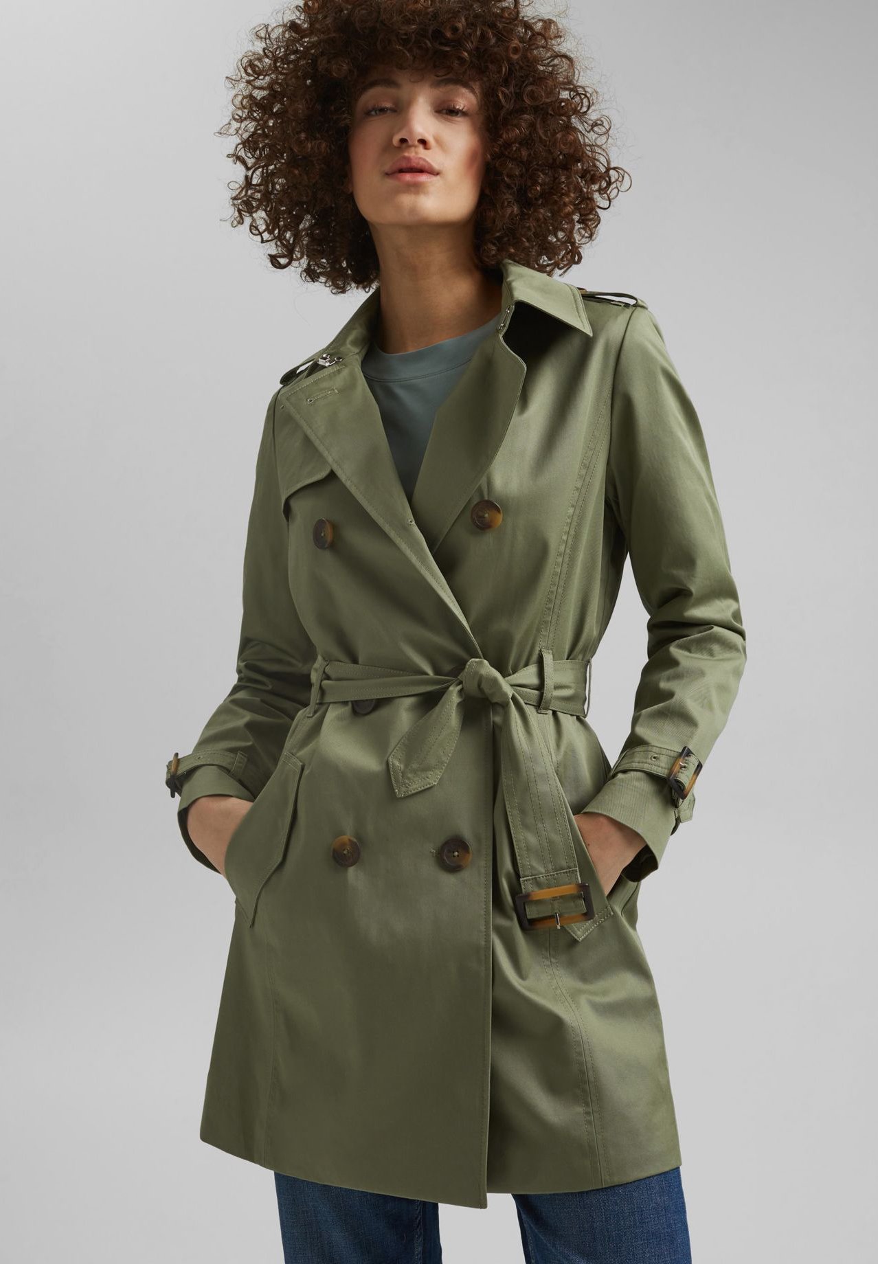 light trench coat