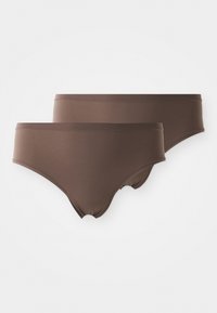 Brune bomullsblandede truser med jevn overflate, moderat dekning og elastisk midjebånd. To par vist, ett litt større.