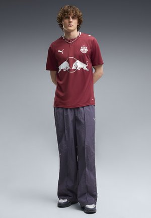 Puma, RB SALZBURG AWAY JERSEY REPLICA - Squadra - team regal red- white