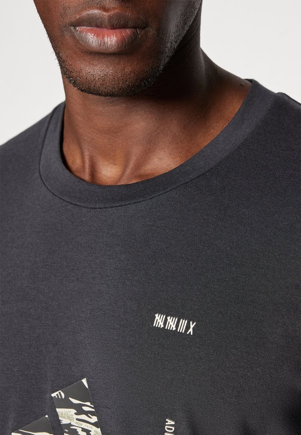 CLIMACOOL LOGO GRAPHIC - Sports T-shirt4