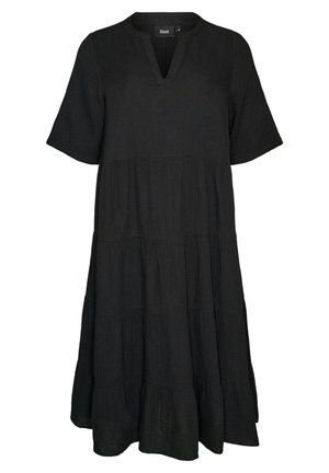 Schwarzes, kurzärmeliges Stufenkleid mit V-förmigem Ausschnitt, lockerer Passform und leichtem, strukturiertem Stoff.