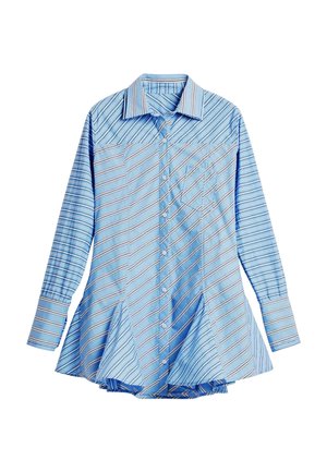 Camisa a rayas azules con botones en la parte delantera, mangas largas y dobladillo acampanado. Presenta rayas alternas delgadas y gruesas en rojo, blanco y azul.