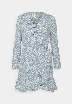 ONLY Petite ONLCARLY WRAP SHORT DRESS - Freizeitkleid - cashmere blue aop/white leafes flower