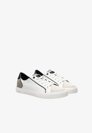 Baskets basses - white
