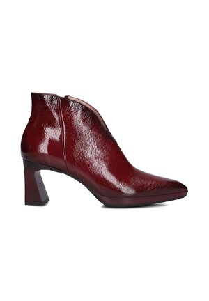 Ankle boots - wine