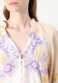 TWINSET DRESS - Dienas kleita - lavender/yellow