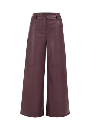 Hoogwaardige wijde cropped broek in donkerbordeauxleer met knoop- en ritssluiting en riemlussen.