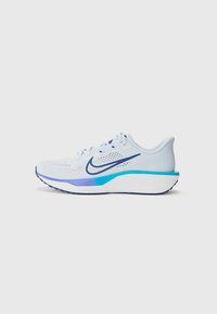 QUEST 6 - Chaussures de running sur route - football grey/blue void/persian violet