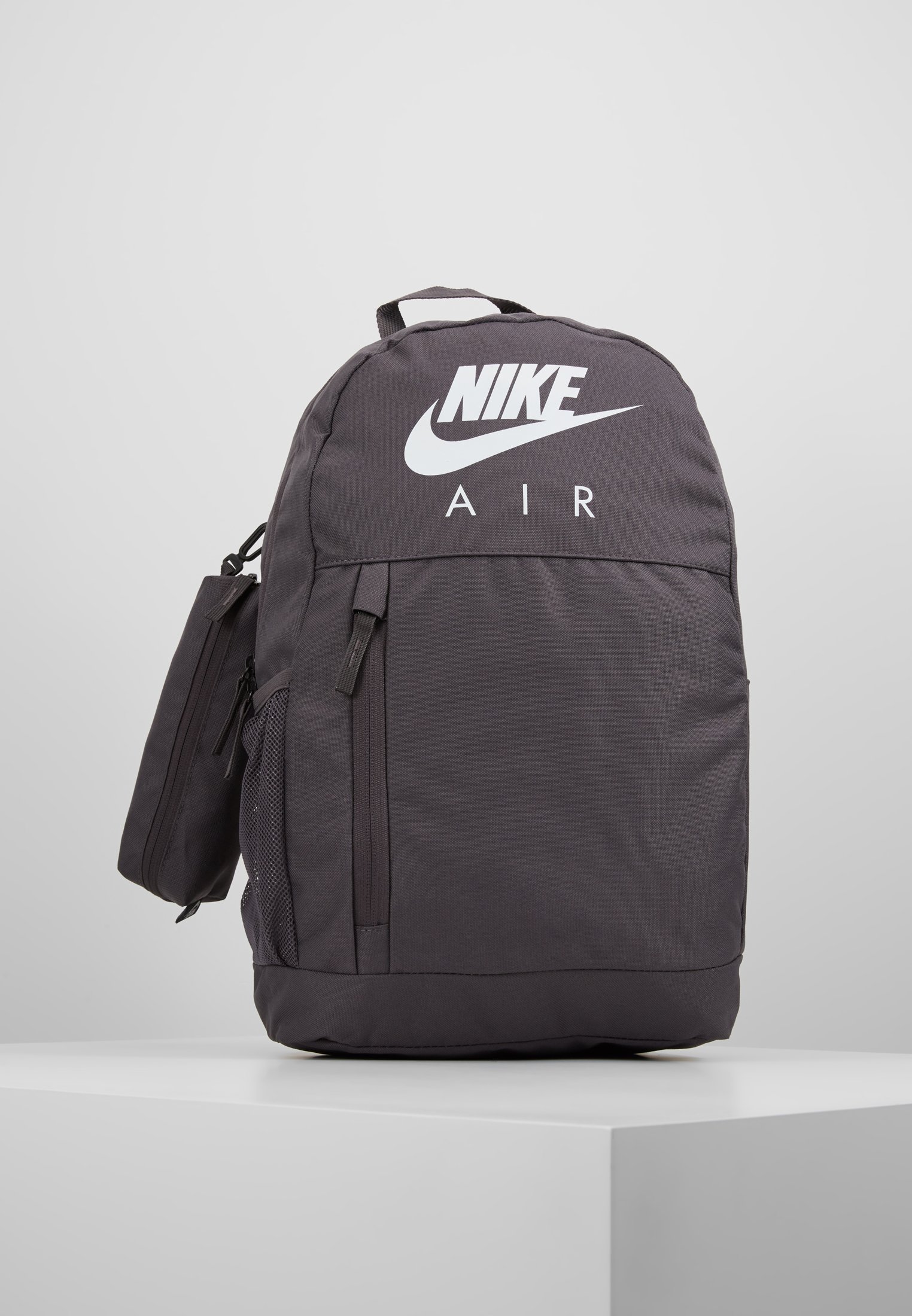 nike sportswear elemental unisex