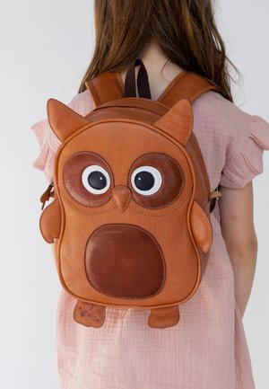 Gusti Leder, SMALL BACKPACK JONI UNISEX - School bag - braun