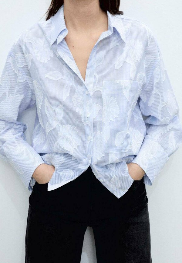 YUNA - Button-down blouse4