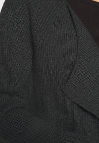 VILA Kofta - grey
