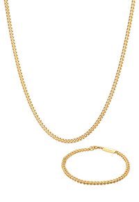 Guldtonad metalkedja och matchande armband, med sammanlänkade länkar i en slät, polerad finish; båda har en enkel design.