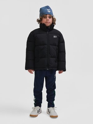 Hummel HMLCRISP TEX UNISEX - Zimní bunda - black