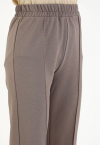 Modanisa Tracksuit bottoms - taupe