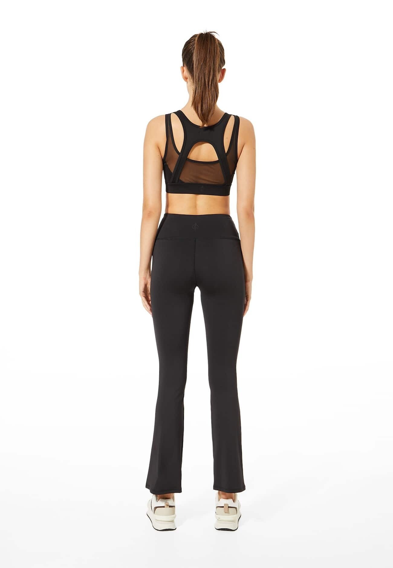 Stradivarius MIT AUSGESTELLTEM COOL TOUCH - Leggings - black/nero - Zalando .it