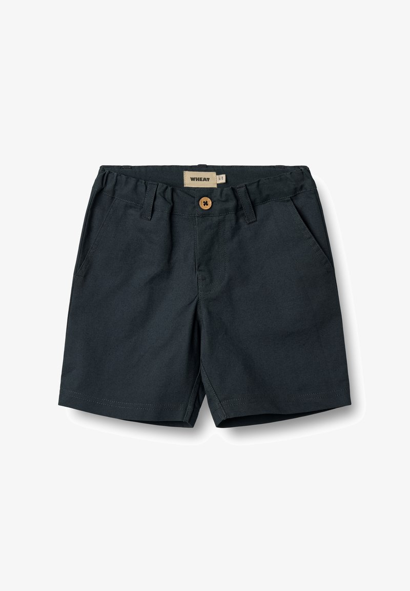 Pantaloncini verde scuro realizzati in tessuto misto cotone. Dotati di chiusura con bottone, tasche laterali e taglio classico. L'etichetta sulla fascia in vita riporta la scritta "WHEAT."