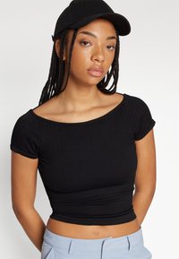 BDG Urban Outfitters ALICIA BACKLESS  - Marškinėliai su spaudiniu - black (as sample)