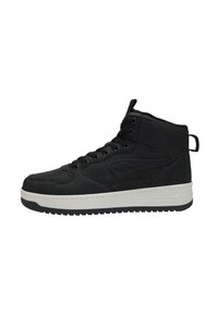 Schwarze High-Top Sneaker aus glattem Leder mit textilem Akzent, ausgestattet mit einer weißen Zwischensohle und einer schwarzen Gummisohle.