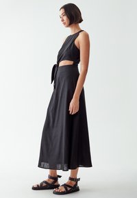 CALLI WELLA MIDI - Dnevna obleka - black