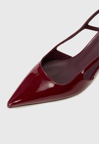 Escarpins Maje Bordeaux - Taille 39 (40) - Cuir Daim - Portés 1 Fois, Très Bon état