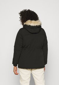 Vero Moda Curve Parka - black