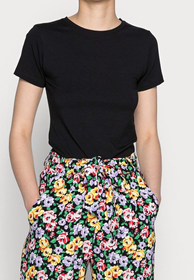 Modström T-shirt basic