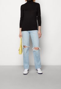 VILA Stickad tröja - black